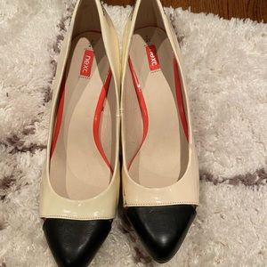 Beautiful shoes- work or going out